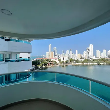Apartamento 504 El Laguito 1